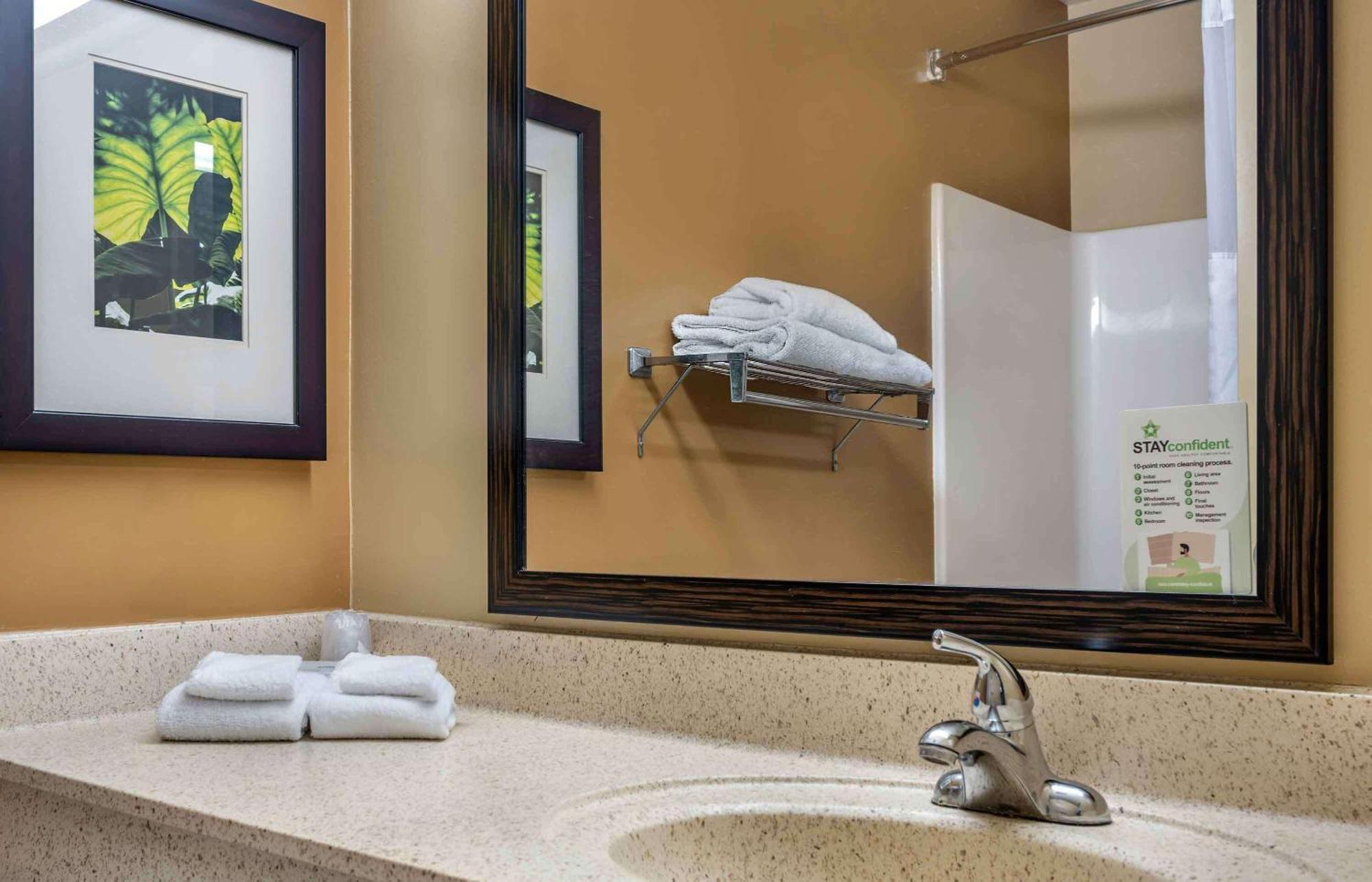 Extended Stay America Suites - Houston - Med Ctr - Greenway Plaza Exterior photo