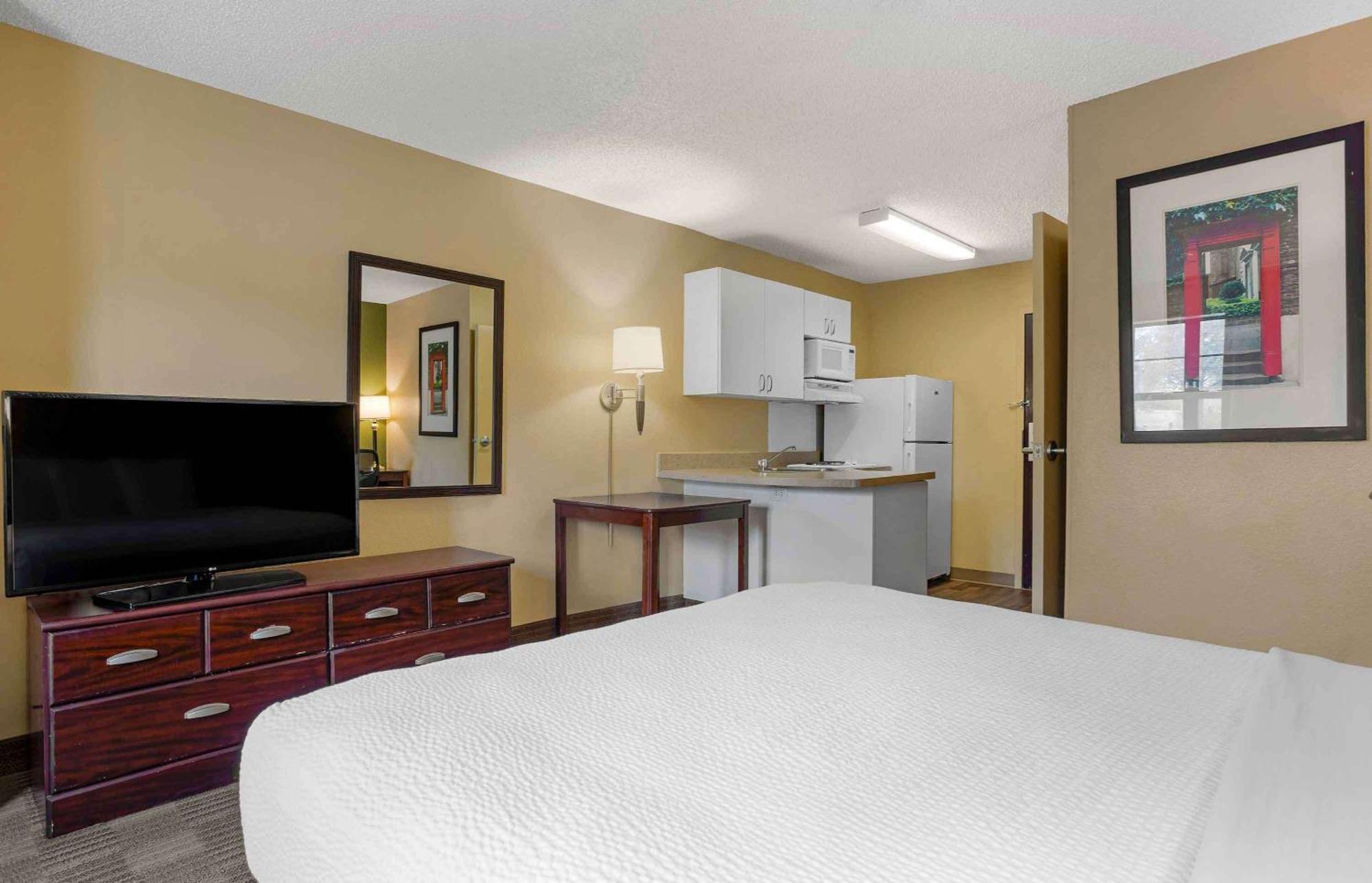 Extended Stay America Suites - Houston - Med Ctr - Greenway Plaza Exterior photo