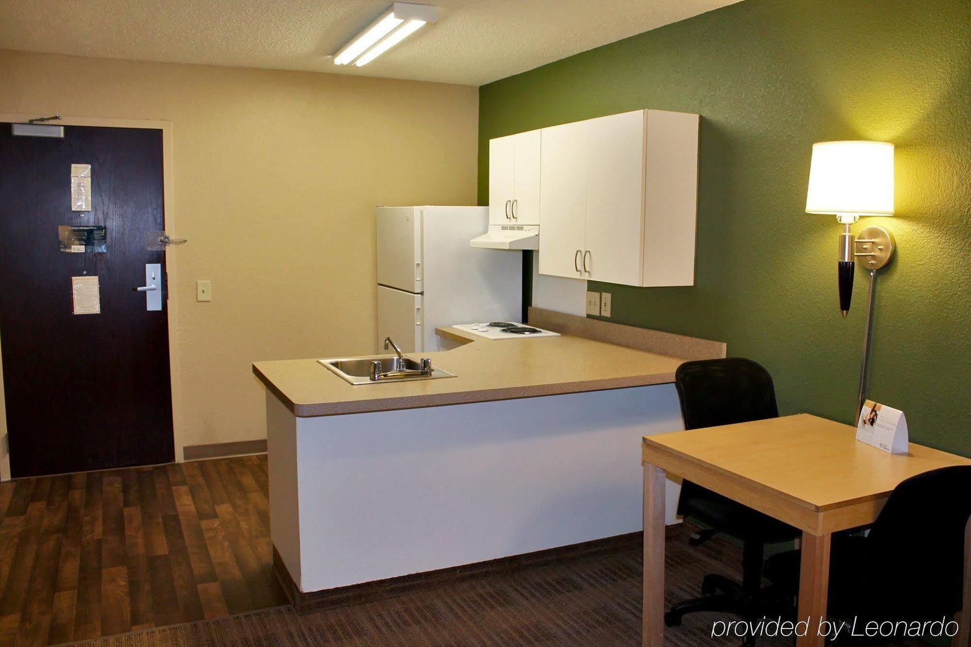Extended Stay America Suites - Houston - Med Ctr - Greenway Plaza Exterior photo